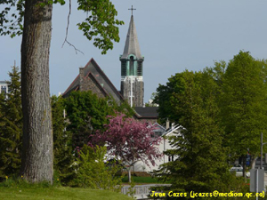 Vue en direction SE. Photo: Jean Cazes, 30 mai 2008.