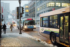 L’an prochain, le RTC investira 100 millions $ dans la construction d’un nouveau centre d’entretien pour les autobus articulés qui seront livrés en 2009. Photothèque Le Soleil.